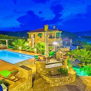 talizeti.hotelschalkidiki.net/