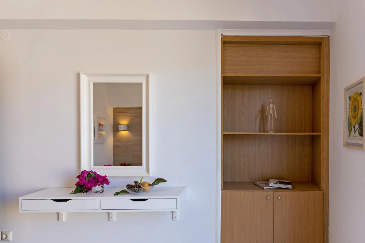 Castello Apartments Rethimno 0*,